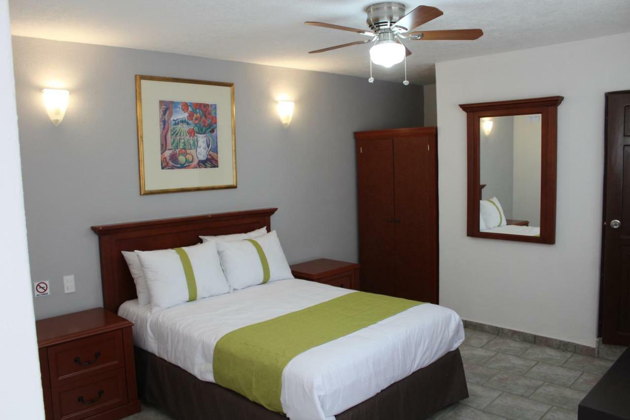 Suites Bajio León Exterior foto